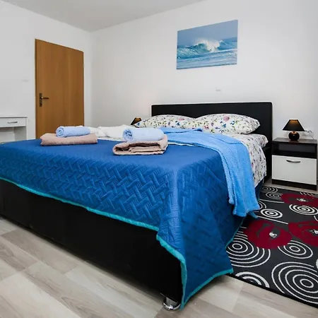 Holiday home Family Friendly House With A Swimming Pool Smoljanci, Istria - Sredisnja Istra - 20873 *
